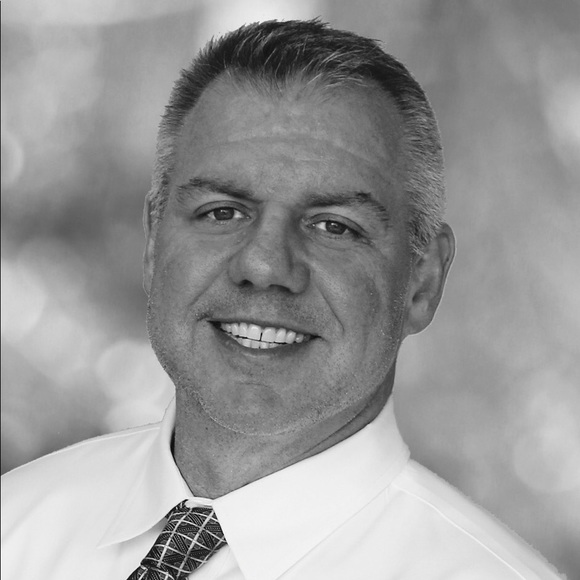 Meet your Posher, Brad - Picture 1 of 1